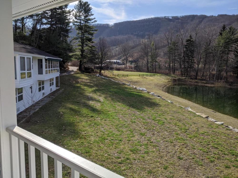 Catamount Lodging Hillsdale Exteriör bild