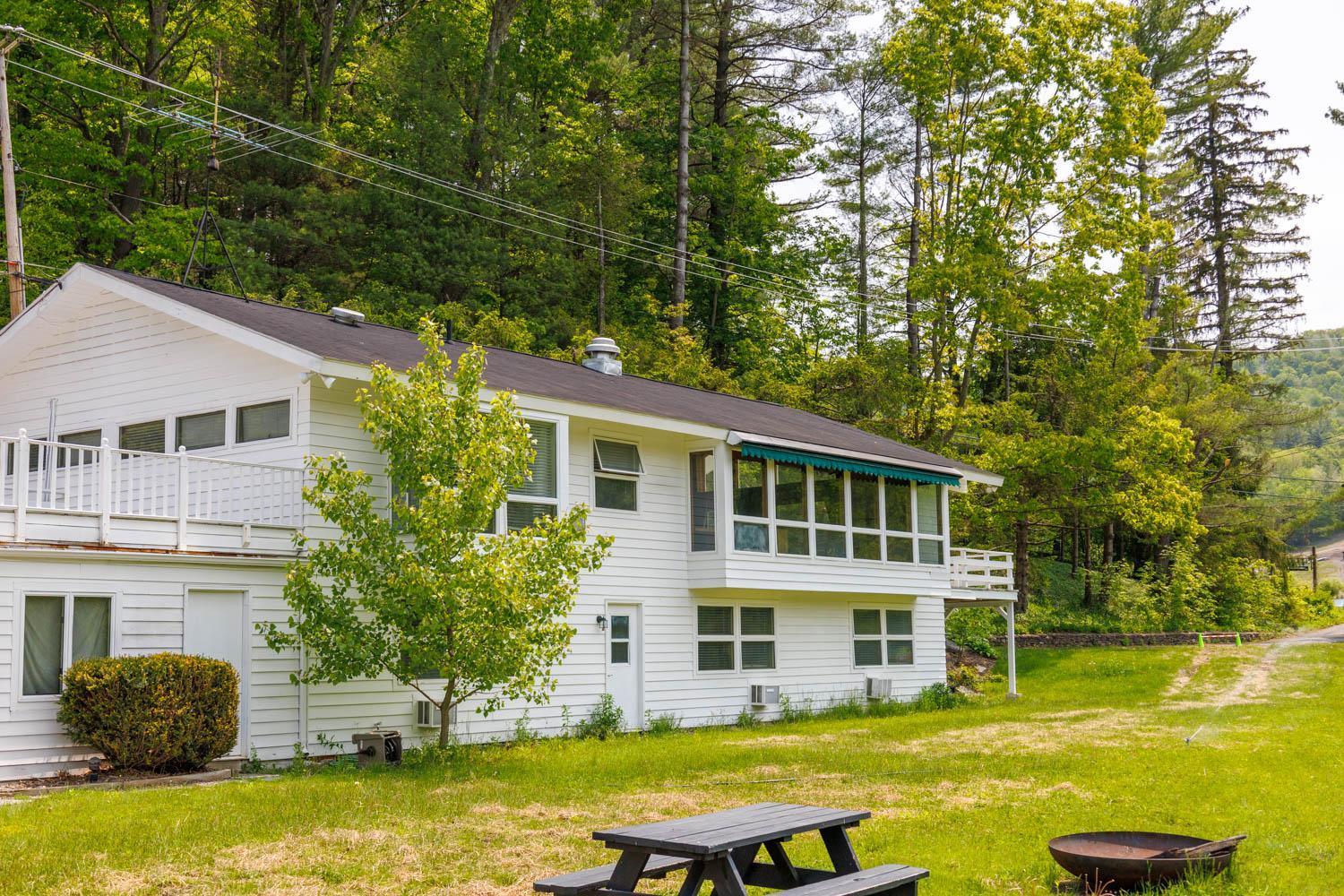 Catamount Lodging Hillsdale Exteriör bild